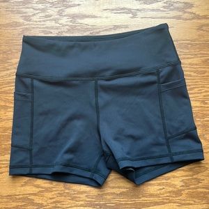 Zyia active workout shorts, size small